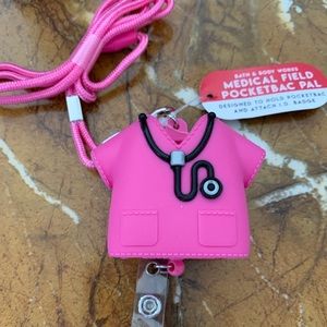 NWT. Bath and body works hand sanitizer badge clip